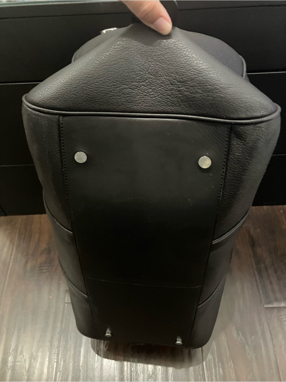Suitsupply dark brown leather duffel bag - Picture 5 of 10